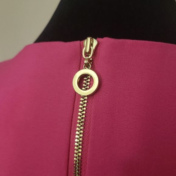 Elegant Pink Sleeveless Dress - Picture 7 of 14